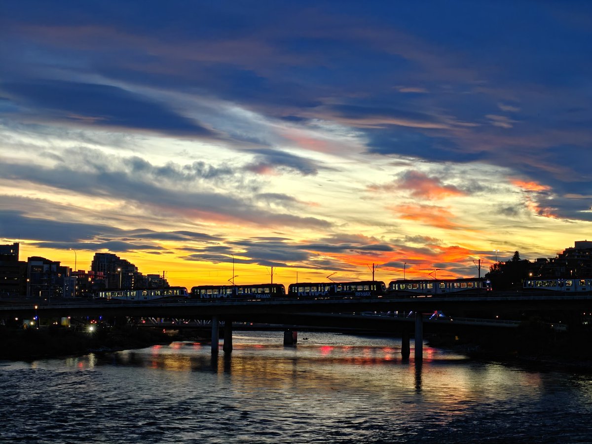 Beautiful #Calgary skyline.