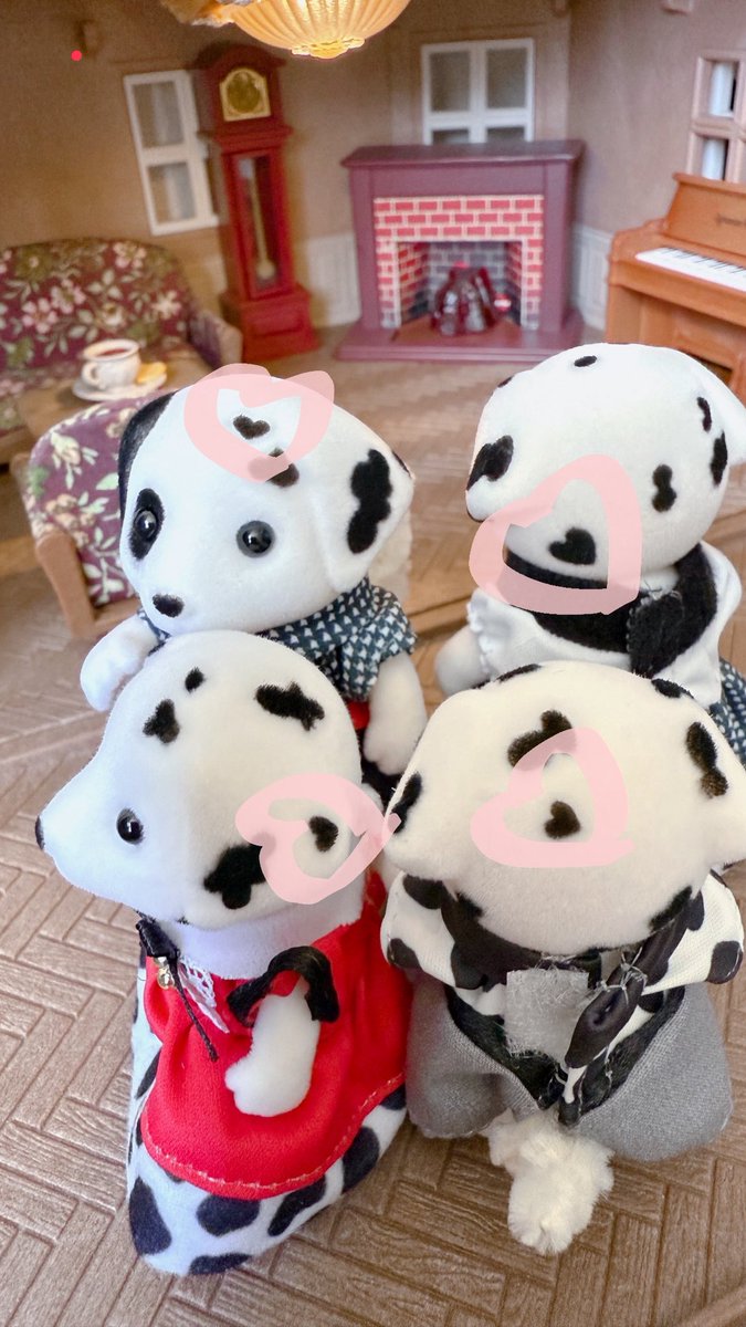 kumotan0101's tweet image. 今回のダルメシアンファミ、赤ちゃん以外ハートの模様あり。お兄さんと赤ちゃんは見つけられなかった