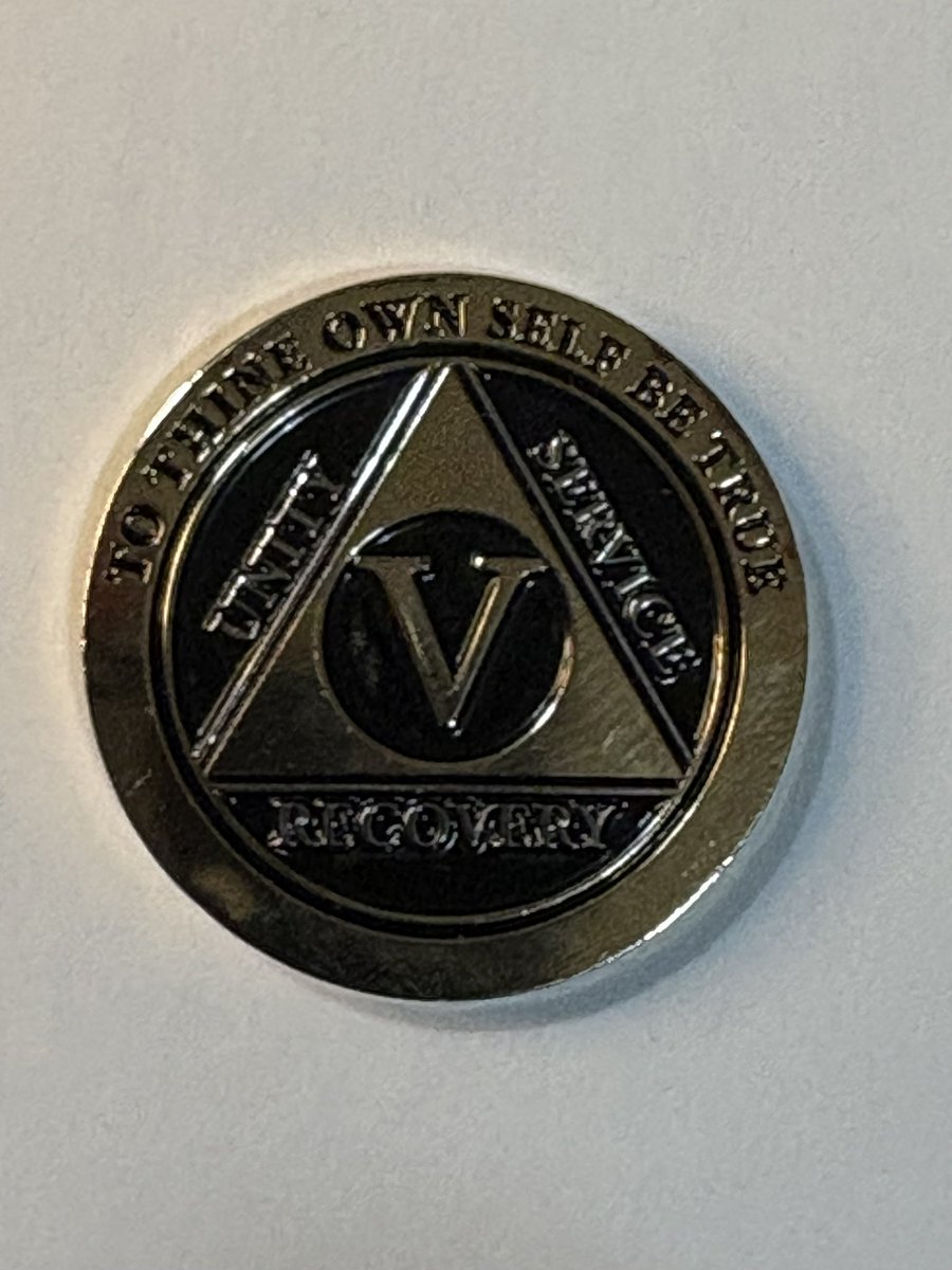 mikegminski's tweet image. By the grace of God, in humility and gratitude, I celebrate 5 years of sobriety today! Thank you to my son, Noah, my guys here at Sana Recovery, and to all of you who have been an endless source of love and support! The Lord&apos;s grace and peace to you all!🙏 ❤️ 💪