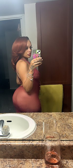 Watch 🍪 🎀 𝒥𝓊𝒹𝓎𝓂𝒶𝓇𝒾𝑒𝟤𝓍 🎀 🍪's leaked NSFW photo on TwXstars