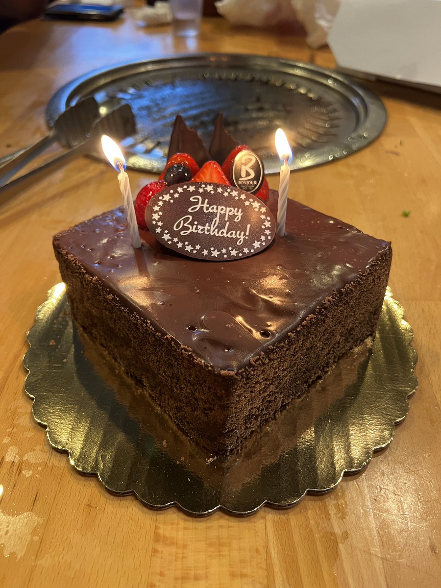 Heart is full and stomach is satiated. Thanks for a great bday hang out~ I go hibernate now ❤️