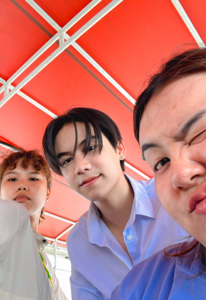 satangktp's tweet photo. ลมเอ๋ยลมทะเล 🌊 #ThatSummerSeriesQ18 https://t.co/qNhcJg4qbc