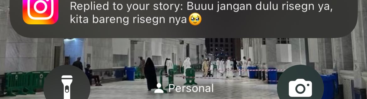 lagi sedih masuk ajaran baru kehilangan 2 teman yang udah 3 tahun barengan, ini sama ustadzah yang dulu sekaramar🥹