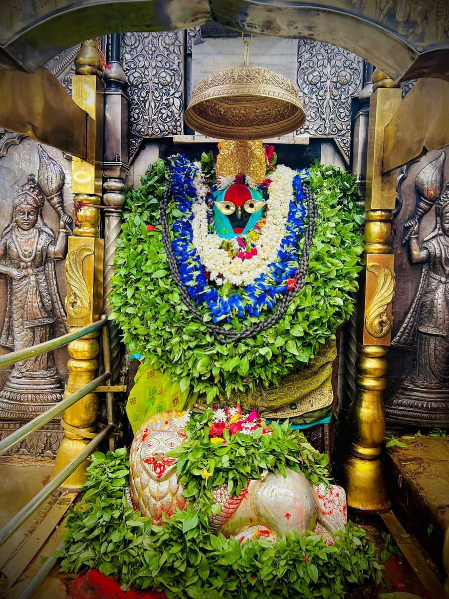 SUDHAKAR DUBEY (@dubeysudhakar11) on Twitter photo आज दिनांक 14/07/2025 सोमवार के दिन करिये माँ के मंगला आरती का दिव्य दर्शन। 
            जय माँ विंन्ध्यवासिनी 🙏🥹🚩
#Jaymatadi #JaymaaVindhyvasini आज दिनांक 14/07/2025 सोमवार के दिन करिये माँ के मंगला आरती का दिव्य दर्शन। 
            जय माँ विंन्ध्यवासिनी 🙏🥹🚩
#Jaymatadi #JaymaaVindhyvasini