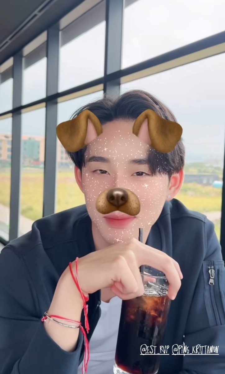 โหเทออออ หวงอะ ไปทำตัวเปนสเปคทุกคนที่เกาหลีงี้ก้มีคนมาชอบเทอเพิ่มดิ

CAMP POLO IN JEJU X EST D1
#RalphLaurenFragrances 
#CampPolo #est_rvp