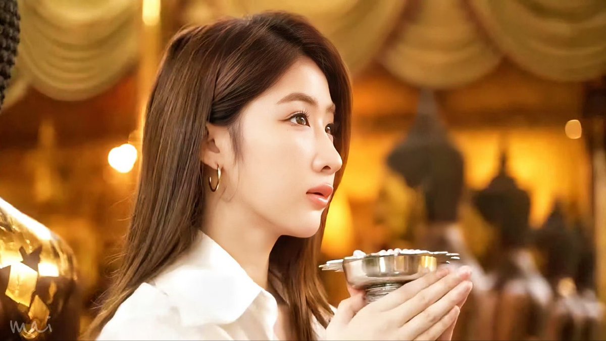 They think my heart is full of deceit,
I just smile quietly and pay no mind.
What I do — I know if it’s wrong or right,
For the truth cannot be seen with the eyes 🫧🍃🤍

ALL OUR LOVE TO YOKO  #ShineOnYoko 

#ฝ้ายโยโกะ #FayeYoko