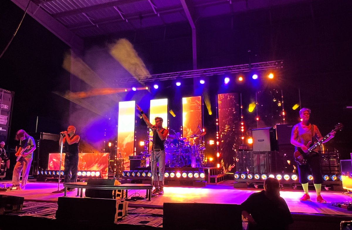 .<a href="/311/">311</a> show 15 is in the books.