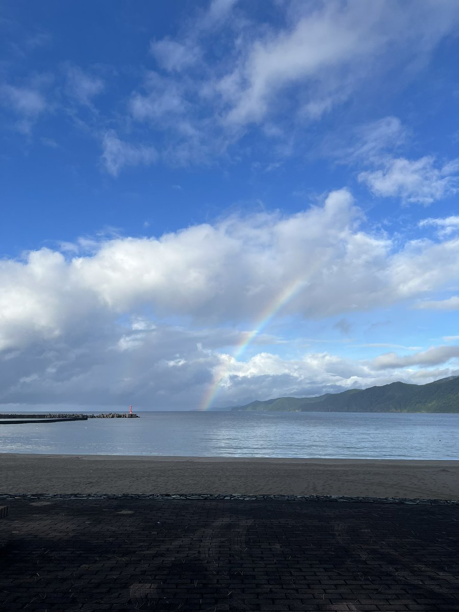 綺麗な虹見れてよかった🌈