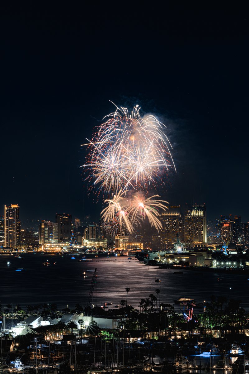 dannysframe's tweet image. A couple of photos I didn&apos;t get to post at the beginning of the month for 4th of July. It&apos;s tough taking photos late at night and then getting them ready the same night when you&apos;re standing in traffic on the way home