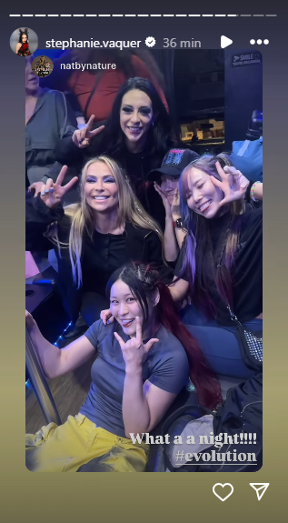 Fut_Wrest_Rock's tweet photo. Stephanie Vaquer junto a Natalya, Kairi, Maxinne Dupri? e IYO Sky 😍#WWEEvolution #EvolutionCL https://t.co/tlp7ZLEYuw