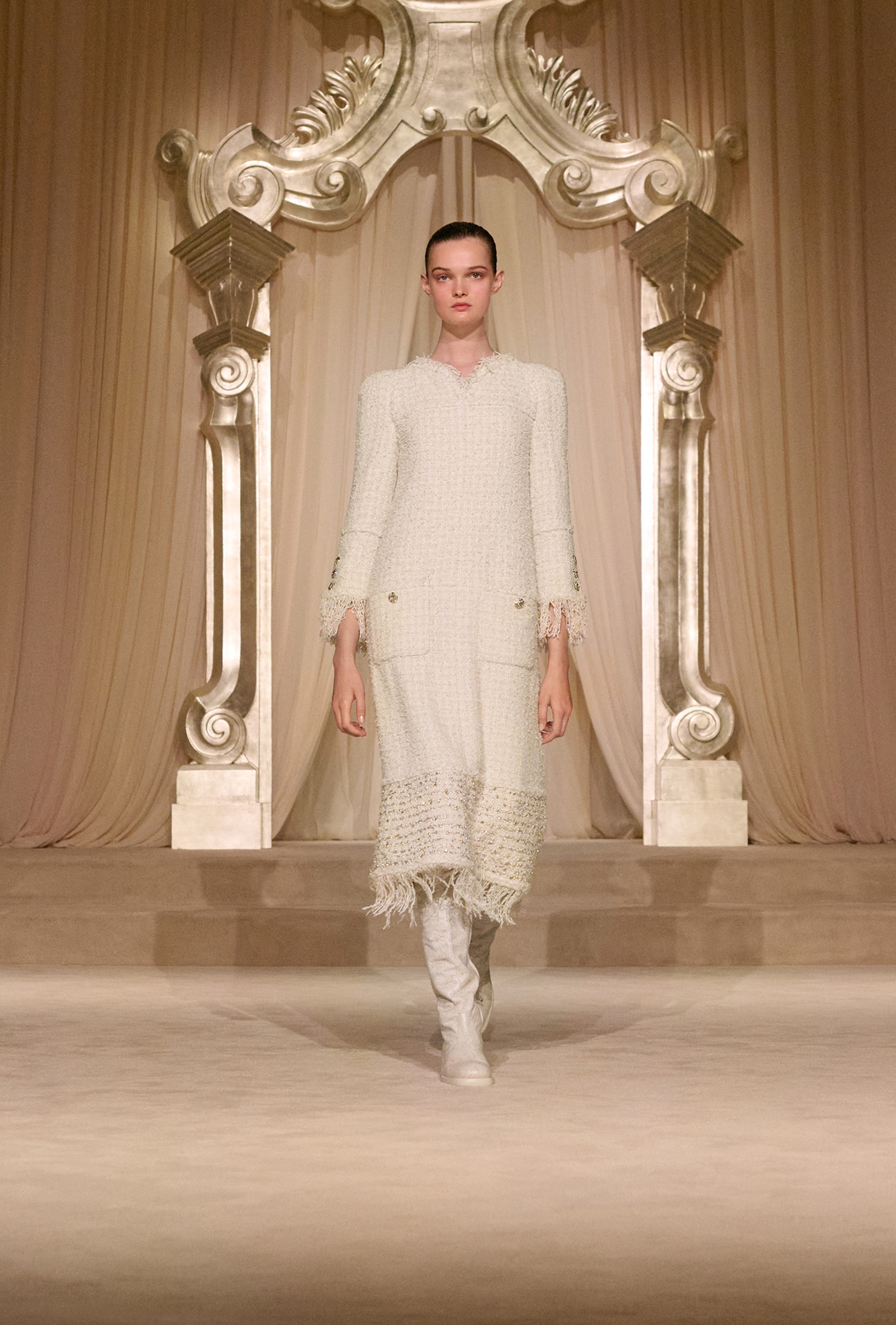 撮影アウトレット　額入りピクチャー　オマージュ　COCO　シャネル　CHANEL The Fashion Post（ザ・ファッションポスト） on X: 