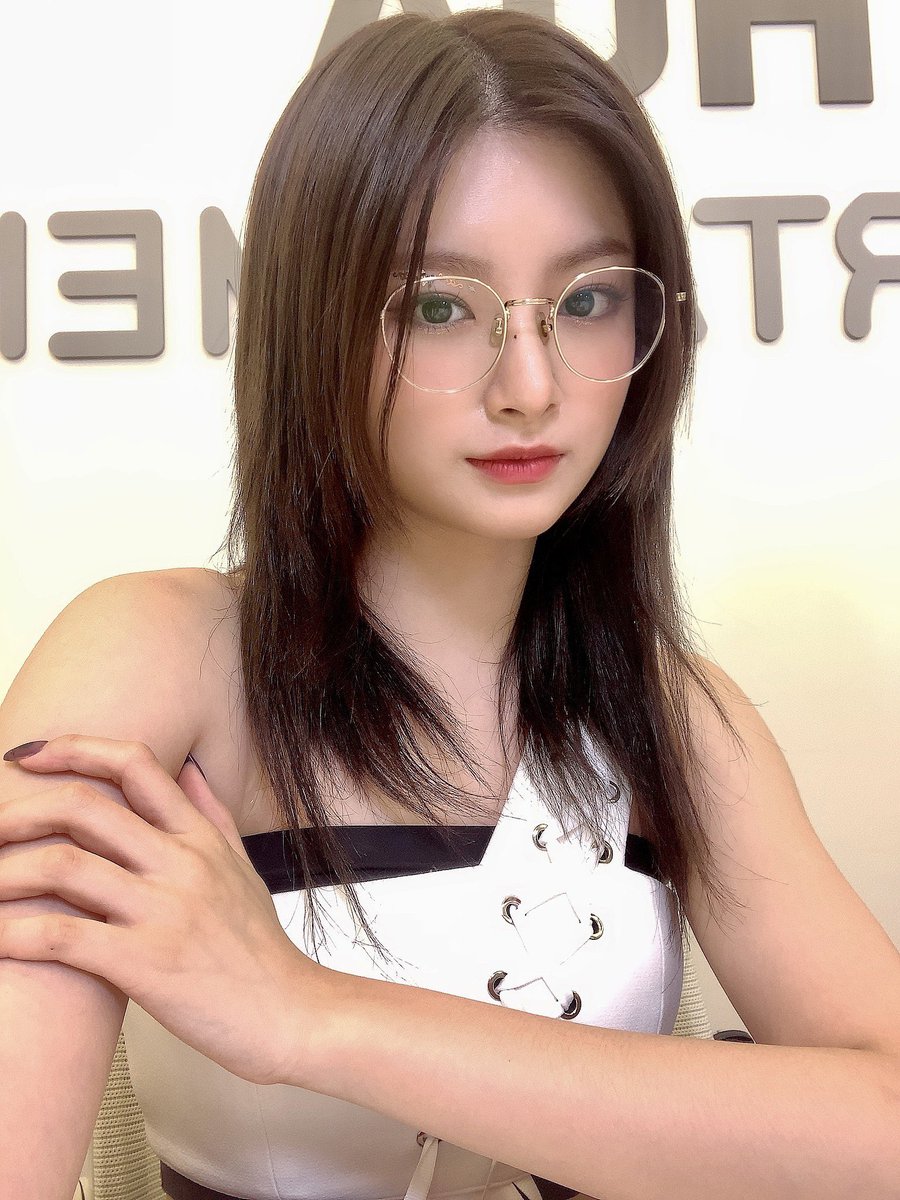 ๐VER๐LEAM โถโ.ห (@evergieam) on Twitter photo Despuรฉs de firmar muchos discos fue lamento de tomar un pequeรฑo descanso para ir y escuchar en vivo y en directo este #๐๐ฃลm๐ญ๐ ีฉ๐a๐เจ๐๐ac๐ y apoyar a las pimpollos en este regreso. El #๐แโแตเฆ๐ีฉ๐น es lo que estuve esperando y me atrapรณ
๐ฝษti๐ ๐o๐๐o๐ เญจเง ๐is๐r๐ Despuรฉs de firmar muchos discos fue lamento de tomar un pequeรฑo descanso para ir y escuchar en vivo y en directo este #๐๐ฃลm๐ญ๐ ีฉ๐a๐เจ๐๐ac๐ y apoyar a las pimpollos en este regreso. El #๐แโแตเฆ๐ีฉ๐น es lo que estuve esperando y me atrapรณ
๐ฝษti๐ ๐o๐๐o๐ เญจเง ๐is๐r๐