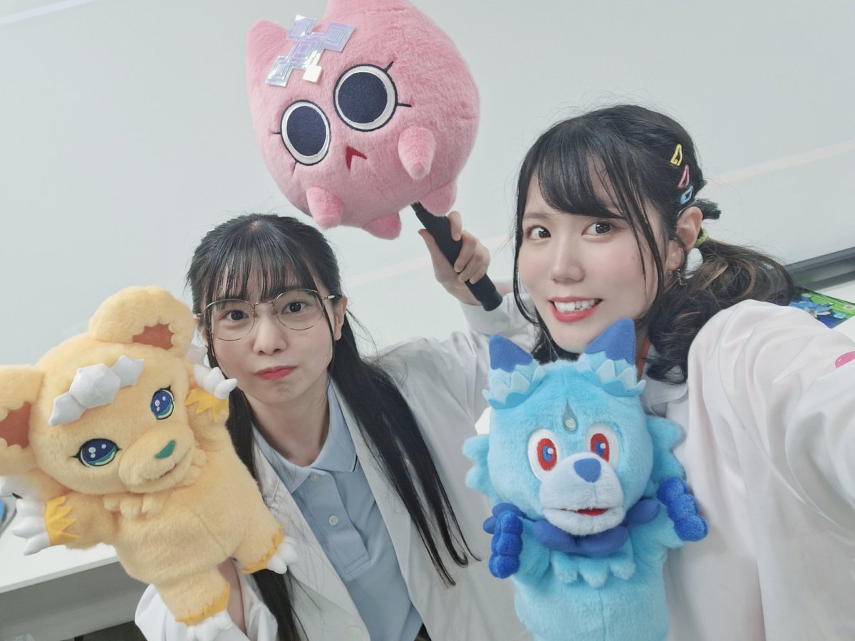 Nagumo__Non's tweet image. 昨日の #エレモン ワークショップは、
ちーちゃん(@Chan_cHi_03)と
ダブルおねえさんでお届けしました🌟

パペットも可愛くて大人気！💕
実験&amp;amp;ダンス、みんな楽しく
参加してくれて嬉しかったです🧪✨
#ELEMON