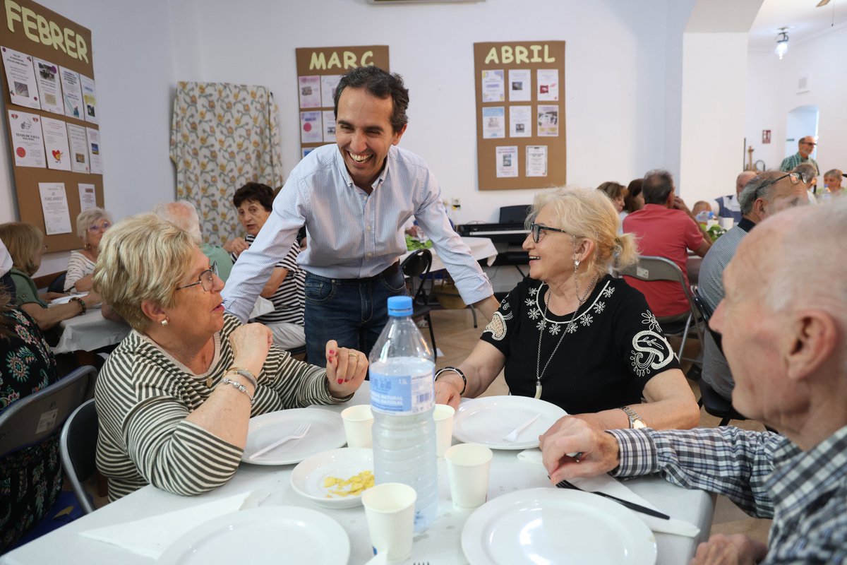 imasmallorca's tweet image. 📈 Prop de 700 persones grans han sol·licitat enguany les ajudes econòmiques de l&apos;IMAS, un 13 % més que l’any passat.

👉 Audiòfons, pròtesis, cadires de rodes…
👉 384 consultes ateses durant el termini.

🔗 Tota la info: bit.ly/AjudesGentGran…