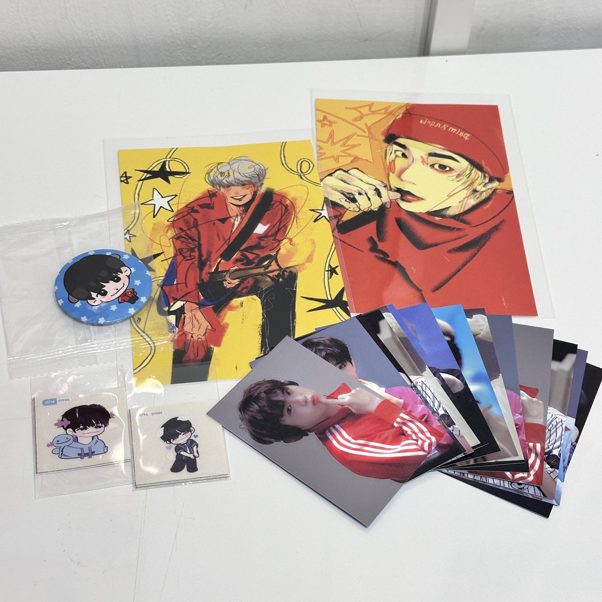 같은 생카 2번 간건 저도 오늘이 처음인데요,,, 오직 카라비너만 보고 감 그치만 럭드 오억쓰고도 결국 카라비너 못뽑음 카라비너 ㄹㅇ 꿈에 나올 것 가틈; 가챠의 맛TV 제대로 매운맛을 봄 (?) 
그래도 여기서 태래라방도보구 태래 생일 재밌게 보내고 갑니다〰️〰️〰️💗 
 #마더태래사_접속중