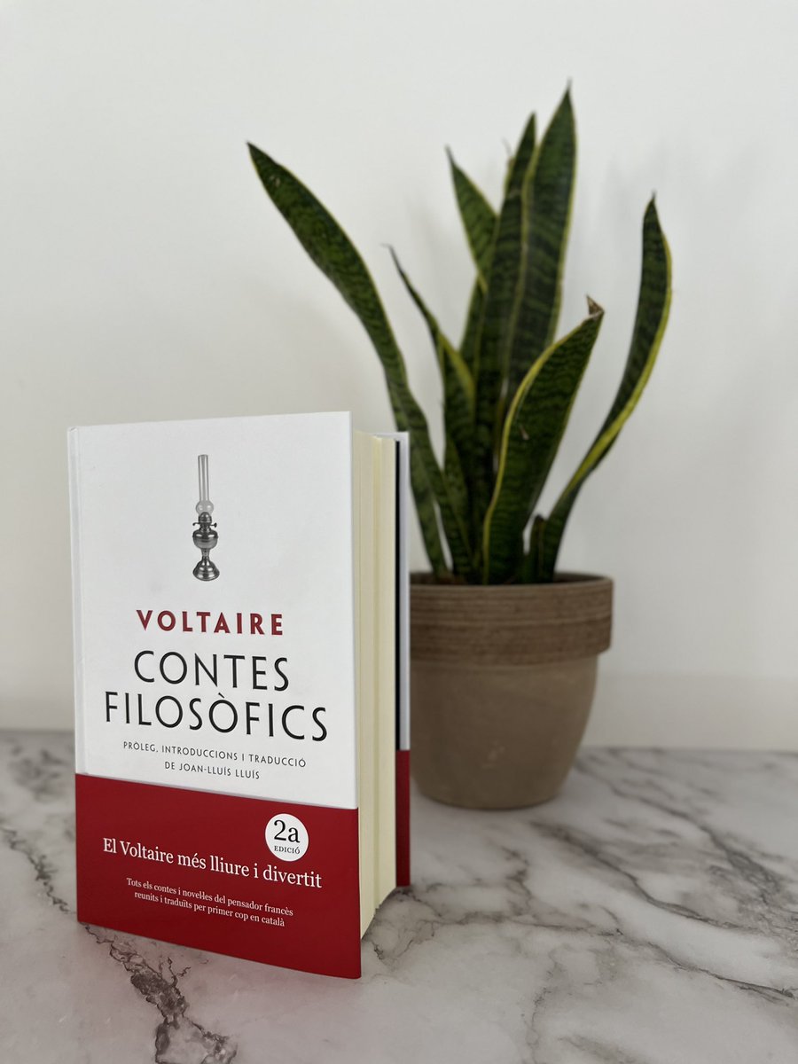 CasaClassics's tweet image. La 2a edició dels «Contes filosòfics» de Voltaire, que recull les seves obres més llegides, ja és a les llibreries. Amb traducció i pròleg de @Joanlluislluis, el volum combina sàtira i crítica per retratar els grans vicis i neguits de la humanitat.
Gràcies per fer-ho possible!