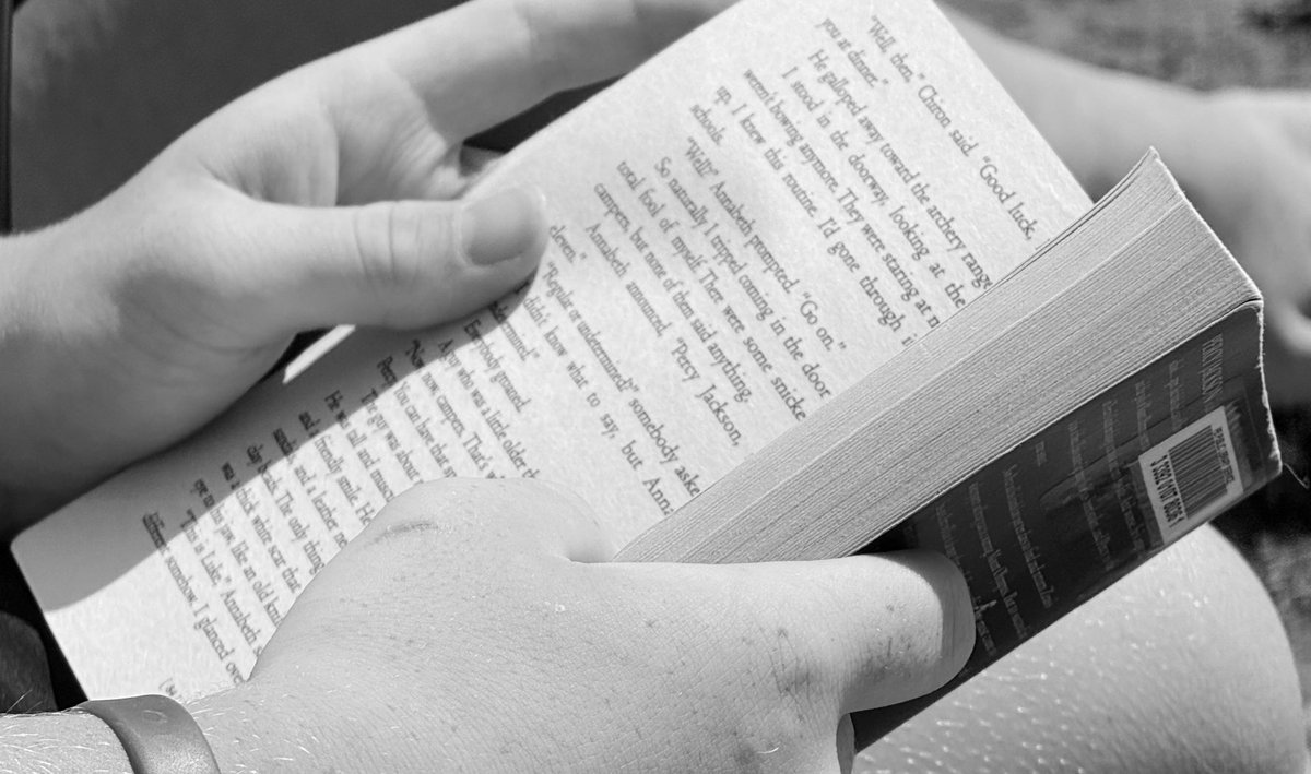 Write your story with courage, edit with hope, and fill every page with the truth and beauty that only you can bring to the world. - Steve De'lano Garcia #Motivation