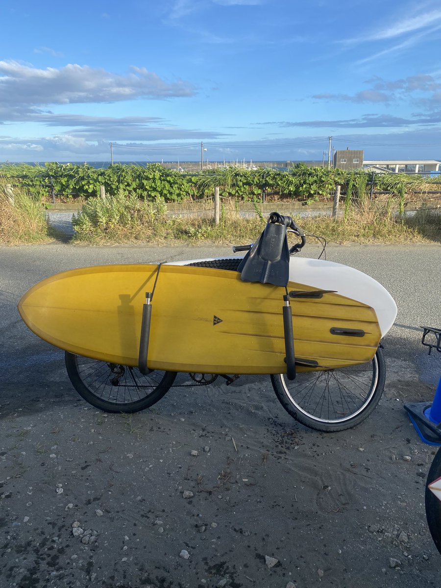 acshape_com's tweet image. 頭オーバーオンショア
knee boardで頑張りました。
早くチューブに入りたい😊