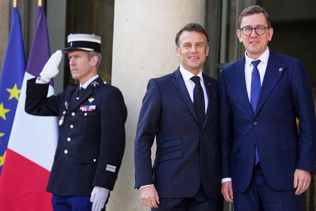KristenMichalPM's tweet image. Joyeuse #FêteNationale, dear @EmmanuelMacron, @bayrou and everybody in France! 🇪🇪🤝🇫🇷
We are close Allies, partners and friends. Estonia is grateful for your contribution to our collective security in NATO.
Let's keep Europe safe and prosperous together!
#14Juillet