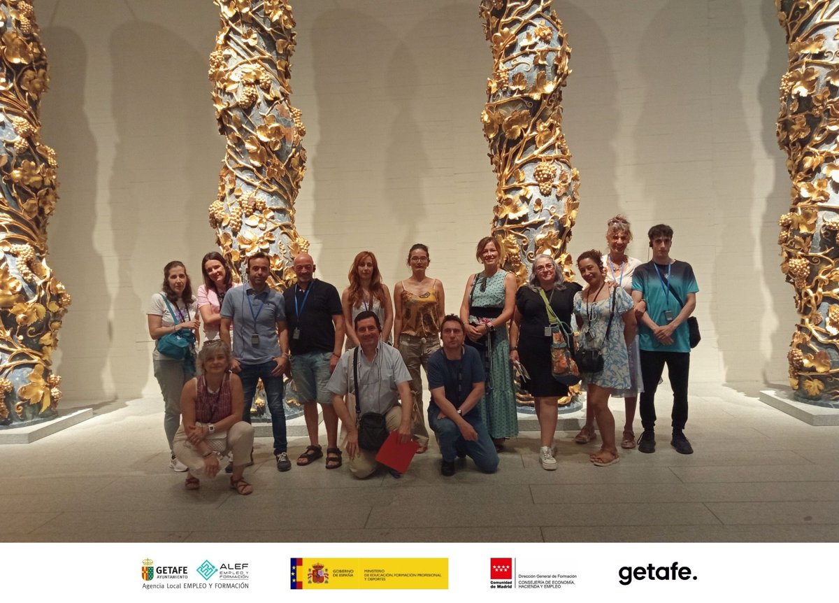 alefgetafe's tweet image. 📚🚀 ¡La enseñanza se construye explorando el mundo que queremos transformar!

Esta semana, nuestro alumnado del curso Habilitación para la docencia en grados A, B y C del sistema de Formación Profesional (SSCE0110) finaliza su formación. Y para cerrar esta etapa, han compartidos…