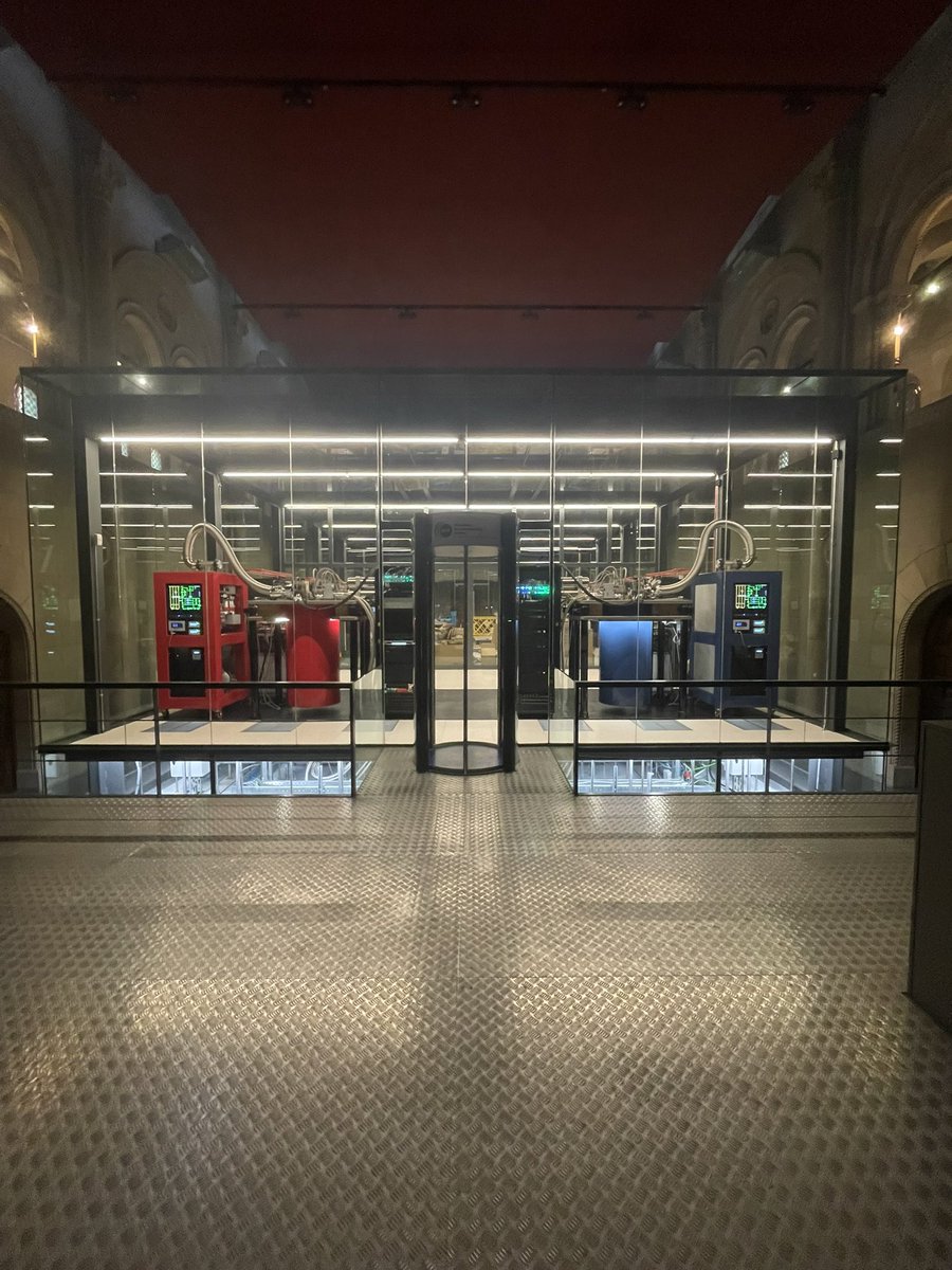 FGomezMudarra's tweet image. Had an amazing visit to the Barcelona Supercomputing Center today! ⚛️💻 Incredible to see how science, tech, and innovation come together to tackle real-world challenges. Thanks for the warm welcome! 🙌
#Supercomputing #ScientificComputing #HPC #AI #TechForGood #Research #BSC