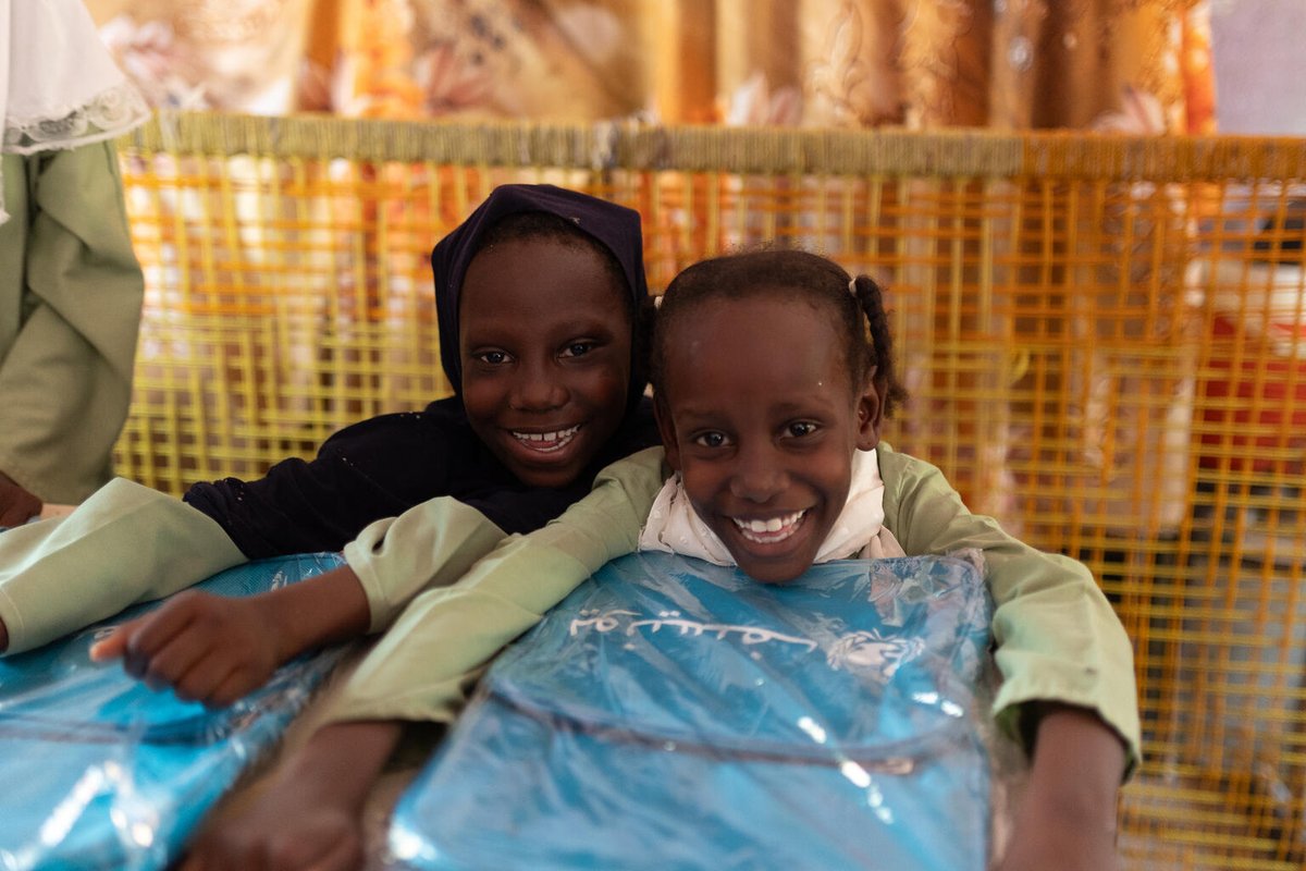 UNICEFSudan's tweet image. “Education is very important to us. We must go to school even during war so we don’t lose years,” says Anfal, 10.
@UNICEF, thanks to @EU_Sudan support, is helping over 170,000 children return to learning across 418 schools in Blue Nile, #Sudan.
unicef.link/44dfLel