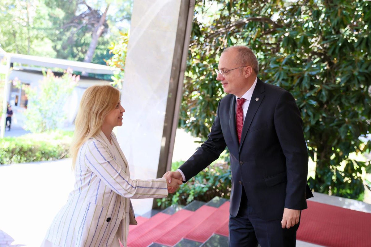 IgliHasani's tweet image. It was a pleasure to meet with Ukraine’s Deputy Prime Minister @StefanishynaO during her visit to Tirana today. I reaffirmed Albania’s unwavering support for Ukraine — politically, diplomatically, and in practical terms.
We also discussed our countries’ EU paths. I reaffirmed…