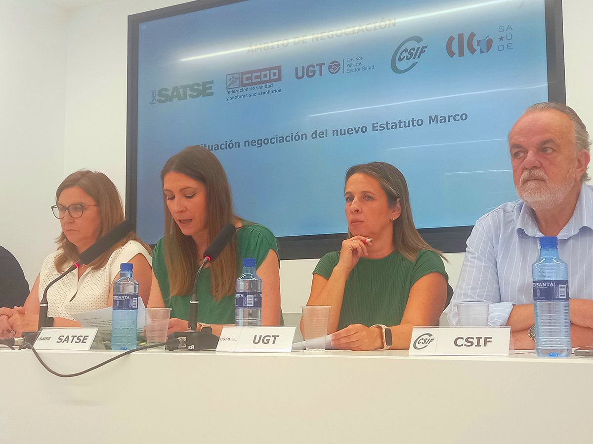 UGT_SP's tweet image. Nueva clasificación con adecuación retributiva y jubilación voluntaria anticipada y parcial, asuntos “irrenunciables” para apoyar el Estatuto Marco.

No aceptaremos un cierre en falso de una ley que afecta a cerca de un millón de empleados públicos.

ugt-sp.es/nueva-clasific…