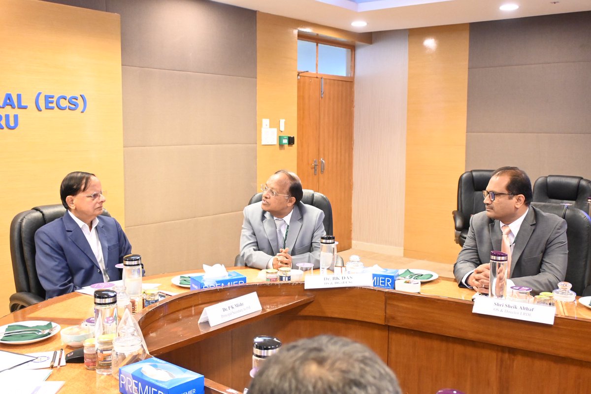 DRDO_India's tweet image. Dr. P. K. Mishra, Principal Secretary to the Prime Minister, visited LRDE, DRDO on 8 July 2025. During the visit, he was briefed about the activities being carried out by various labs of DRDO at Bengaluru, and their future plans. Dr. Mishra appreciated the ongoing efforts and…
