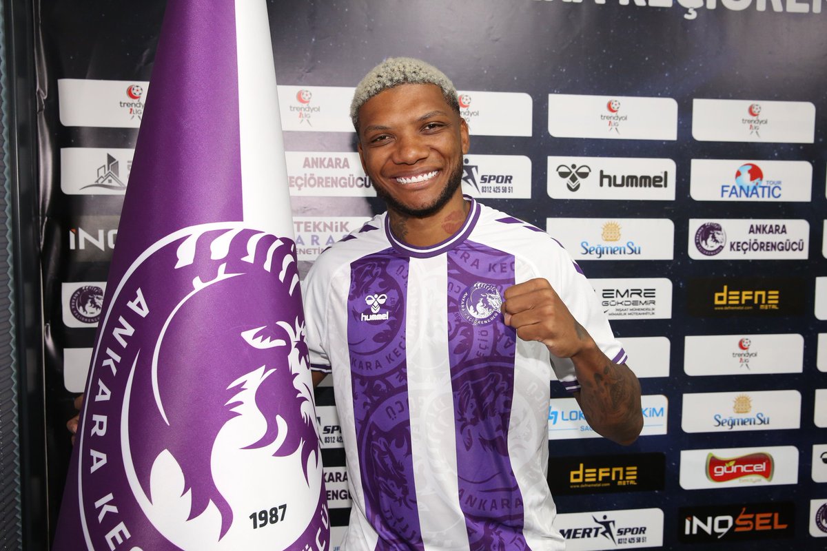 🔥 HOŞ GELDİN JUNIOR FERNANDES

Emre Gökdemir İnşaat Ankara Keçiörengücümüz, Junior Fernandes ile anlaşmaya varmıştır.
Fernandes'e kulübümüze hoş geldin diyor, mor-beyazlı formamız altında üstün başarılar diliyoruz.

#AnkaraKeçiörengücü 💜