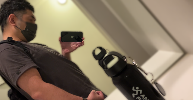 MRIとCTを撮ったが
原因が分からず
違う病院の違う科を紹介された
痛みが酷く鎮痛剤を貰って凌ぐ
病院の帰りにホームエニに。
覗いただけ寄りたかった
深夜と違い混みすぎワロタ🤣