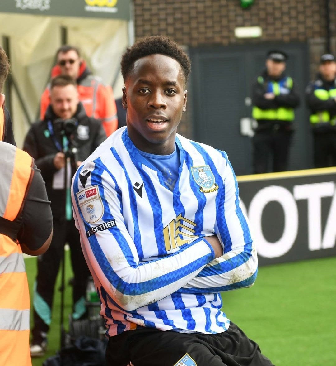 Luca Bendoni (@lucabendoni) on Twitter photo 🤝🏻🔵 Rangers are announcing the signing of Sheffield Wednesday winger Djeidi Gassama today. Gassama joins Rangers on a 4-year deal with option to extend for a further season. #RangersFC #SWFC <a href="/SkySportsNews/">Sky Sports News</a> 🤝🏻🔵 Rangers are announcing the signing of Sheffield Wednesday winger Djeidi Gassama today. Gassama joins Rangers on a 4-year deal with option to extend for a further season. #RangersFC #SWFC <a href="/SkySportsNews/">Sky Sports News</a>