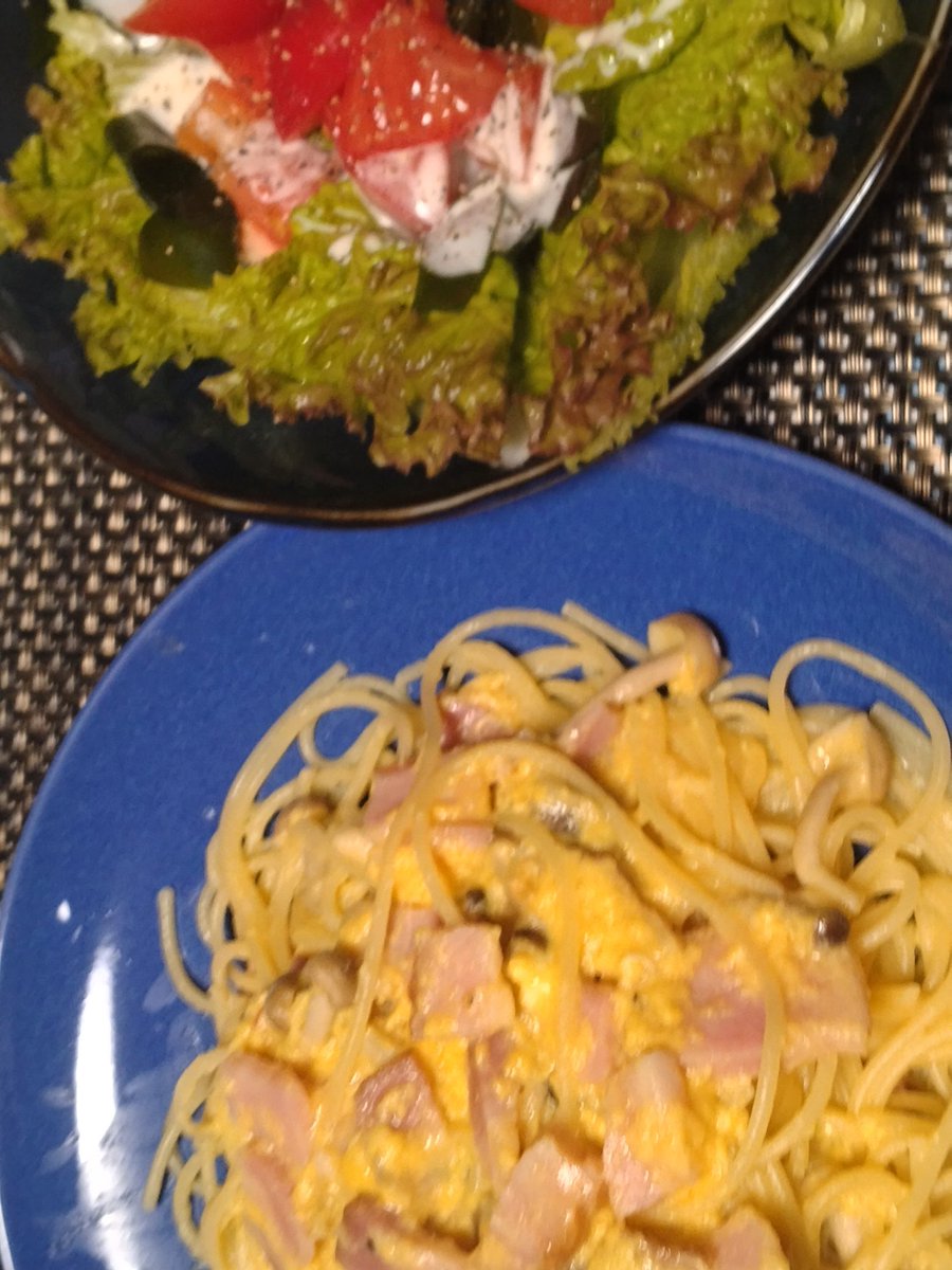 2025年
NIPPONの宝物グランプリで
日本一に輝いたという
浜ののりだれ
カフェレストランSEASAW作
美味しそう♪と注文❣️
舐めてみたら
なんとも深い味わい😋
カルボナーラに混ぜてみました
うん美味しい❣️
もう少し足しても良かったかな🤔
#浜ののりだれ　#七ヶ浜