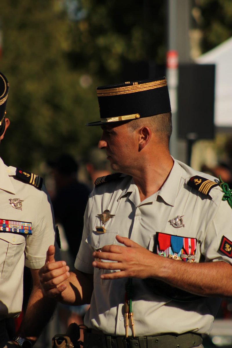 CDC3RAMa's tweet image. 🔥 Fierté &amp;amp; honneur à #Draguignan pour un #14JUILLET vibrant de patriotisme !
Commandement des troupes 🇫🇷 : EI, EA, #3RAMa, 1RCA, GSC, pompiers, sécurité civile, alliés italiens 🇮🇹 &amp;amp; drapeaux d’anciens.
Démonstration des Forces Morales Nationales.
#FiersDeNosSoldats