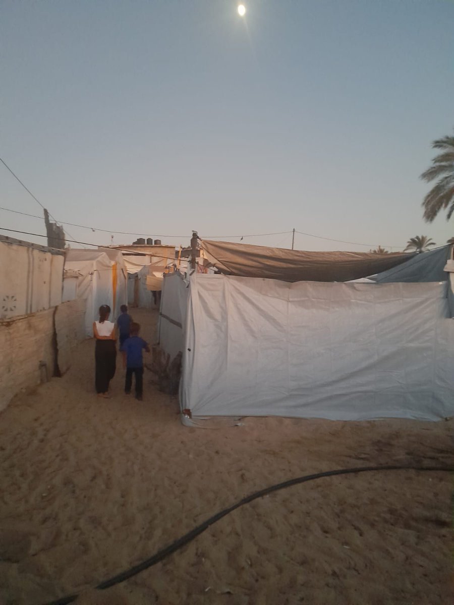 baraa_ubaida's tweet image. This is our condition living in tents.. This is the area where we live in the displacement camp and this is the tent that is surrounded by With temperatures exceeding 40 degrees...help us get out of this crisis 🙏😭
#GazaGenocide
#GazaStarving
#GazaHolocaust