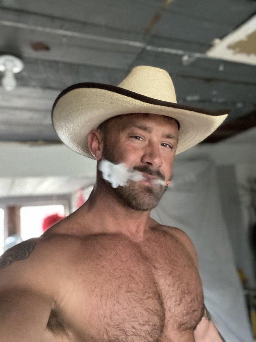 GM!

I know. I know. None of us want to get up but we gotta wipe the sand out of our eyes and get to it.

Now, say GM back, or your getting to it will be hard.
