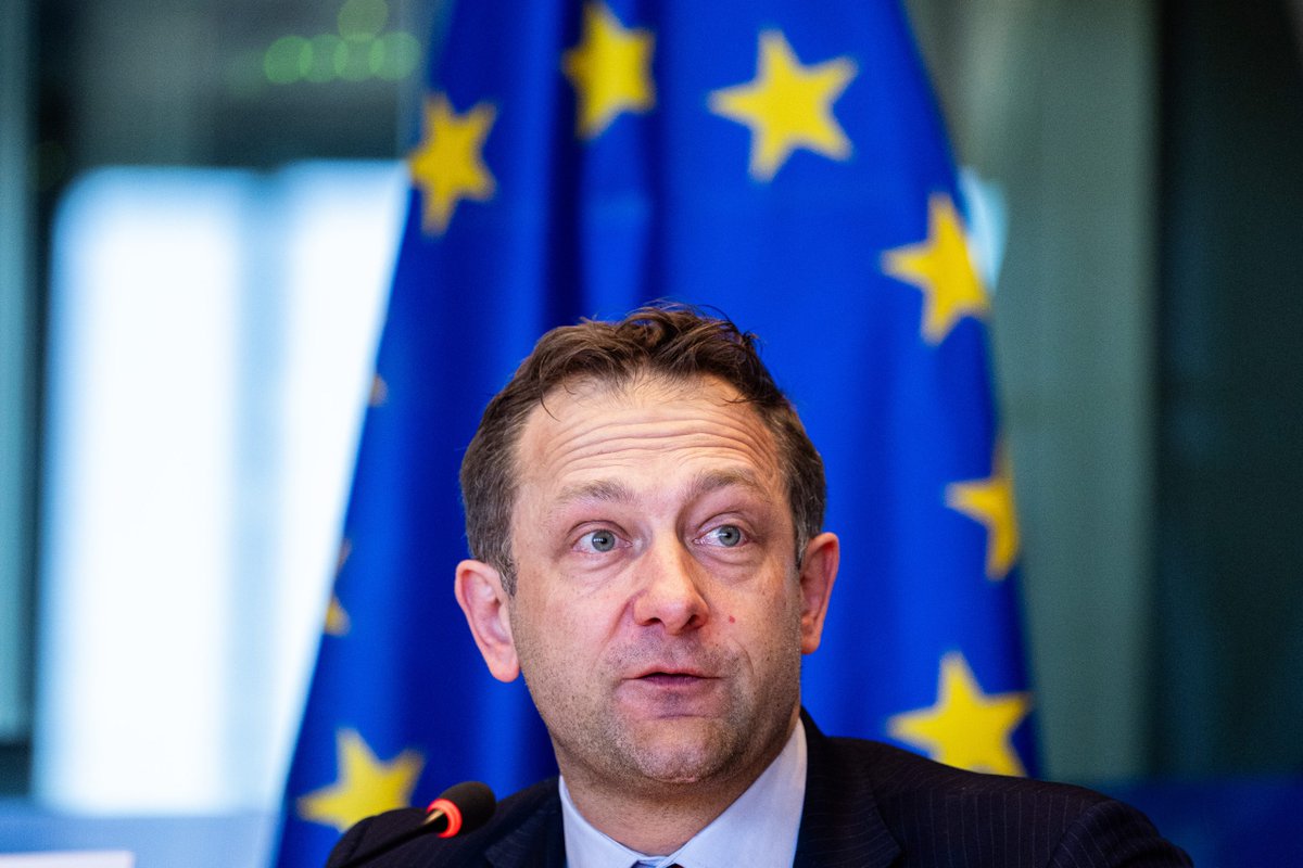 EXCLUSIVE: Brussels proposes ‘single fund’ CAP but preserves farmers’ direct support dlvr.it/TLvbcP