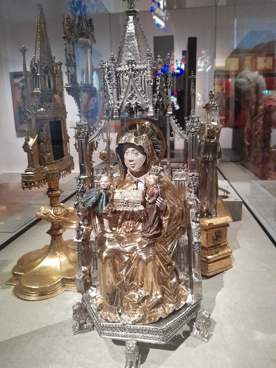 This St Anne Trinity was a bit too golden for me! Jesus' cape and expression made me laugh a little. This one includes a reliquary. Also from the Musée de Cluny, made by Hans Greiff, 1472, Ingolstadt.