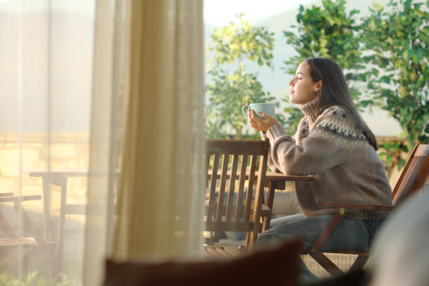 TeaAdvisoryPan's tweet photo. Gut feelings? The gut-brain axis is an area of increasing interest and tea constituents, such as polyphenols, have been explored for their potential role in supporting the gut microbiome. https://t.co/nWbbEr41gS More research is needed. #Hearthealth #teaforlife #selfcare https://t.co/wvSIn8nASk