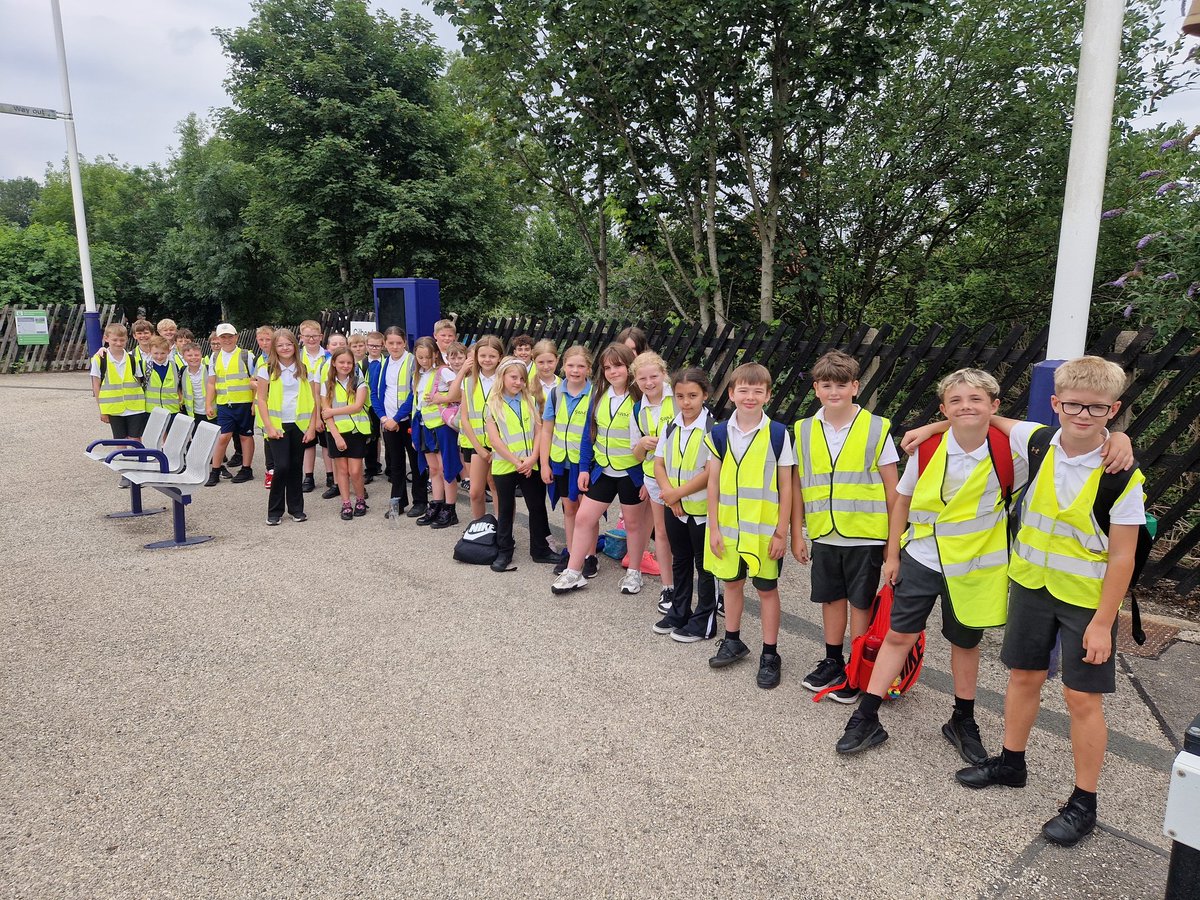 Year 5's are waiting for their train to Hull ready for their Royal Opera and Ballet performance of Hansel and Gretel.