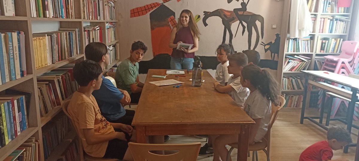 RhosusEKDER's tweet photo. Yaz atölyelerimize bugün itibariyle Odak Atölyemizin ilk oturumuyla başladık🥳🥳 etkinliklerimiz devam edecek takipte kalın✨✨💫 https://t.co/cXb5BsD7YP