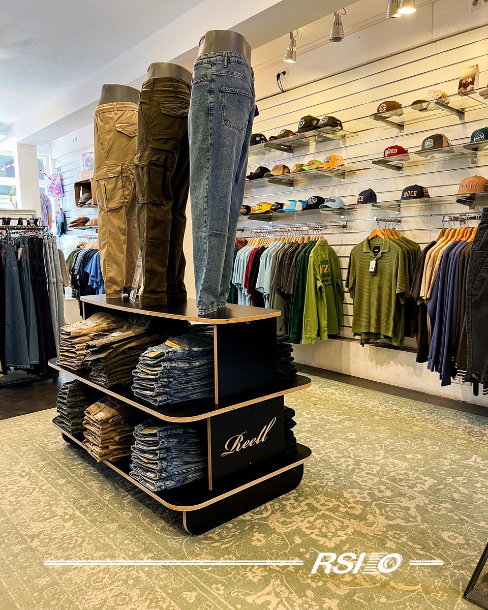Nieuwe drop bij RSI! 👖
Is it Reell? JA echt waar.
Wijd, comfy &amp; ready to roll.
Kom passen in de winkel en own jouw stijl.
Of kijk online: tinyurl.com/RSIReell
#Reell #Streetwear #RSIRotterdam #Menswear