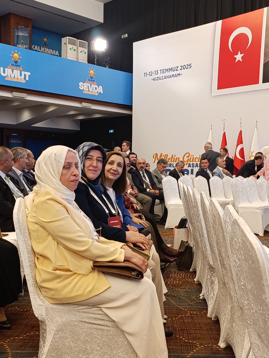 Ak Parti 32. İstişare ve Değerlendirme  kampımızın 3. ve son gününde;

🔹 Tanıtım ve Medya Başkanımız Faruk Acar,
🔹 Teşkilat Başkanımız Ahmet Büyükgümüş,
🔹 Cumhurbaşkanı Yardımcımız Cevdet Yılmaz,
🔹 TBMM Grup Başkanımız Abdullah Güler,
🔹 AK Parti Genel Başkanvekillerimiz