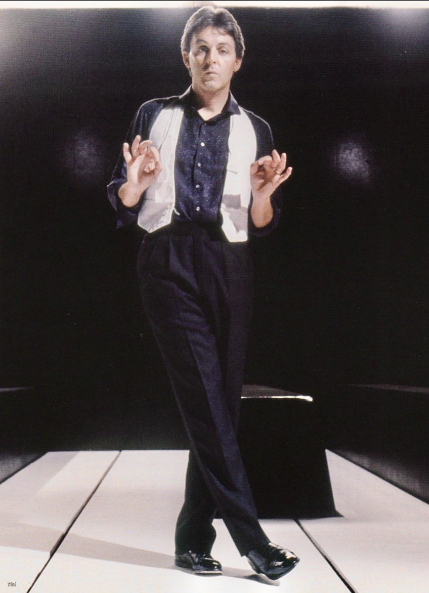BooksBeatles's tweet image. Paul McCartney pictured during the making of the ‘Ebony and Ivory’ video, 1982.