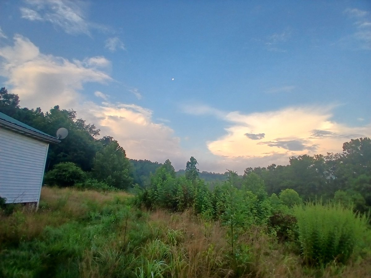 ❄️SnowPaul🥶 (@wx_pauljett) on Twitter photo VERY PRETTY SUNRISE THIS MORNING with storm towers nearby in Burning Spring, WV in Wirt County #wvwx <a href="/WX_Torii/">Victoria Morgan</a> <a href="/Christian1White/">⛈️⚡️Christian White⚡️⛈️</a> <a href="/MountainWX/">Allegheny Stormfront</a> <a href="/hriddlewx/">Hunter Riddle</a> <a href="/SpencerWeather/">Spencer Adkins</a> <a href="/BrandonWxWCHS/">Brandon Stover</a> <a href="/JoeyCrist_WX/">Joey Crist</a> <a href="/meteojoe/">Joe Fitzwater</a> and of course my amazing and sweet BFF <a href="/NovaXstars_/">⭐️𝐍𝐨𝐯𝐚</a> hope yall enjoy VERY PRETTY SUNRISE THIS MORNING with storm towers nearby in Burning Spring, WV in Wirt County #wvwx <a href="/WX_Torii/">Victoria Morgan</a> <a href="/Christian1White/">⛈️⚡️Christian White⚡️⛈️</a> <a href="/MountainWX/">Allegheny Stormfront</a> <a href="/hriddlewx/">Hunter Riddle</a> <a href="/SpencerWeather/">Spencer Adkins</a> <a href="/BrandonWxWCHS/">Brandon Stover</a> <a href="/JoeyCrist_WX/">Joey Crist</a> <a href="/meteojoe/">Joe Fitzwater</a> and of course my amazing and sweet BFF <a href="/NovaXstars_/">⭐️𝐍𝐨𝐯𝐚</a> hope yall enjoy
