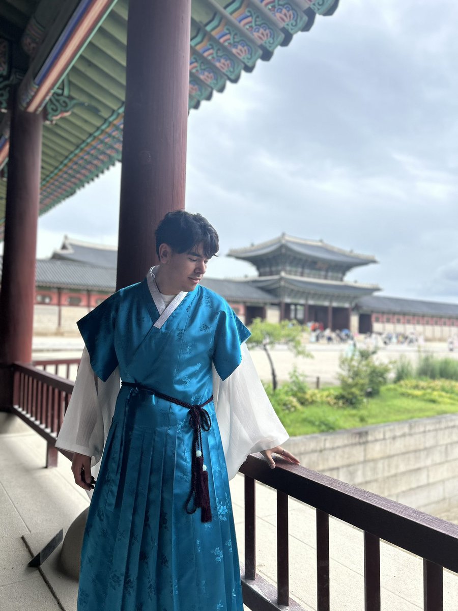 韓国旅行✈️ 今回はいのり町のtシャツ着てないけど、どうかな？🙂‍↔️