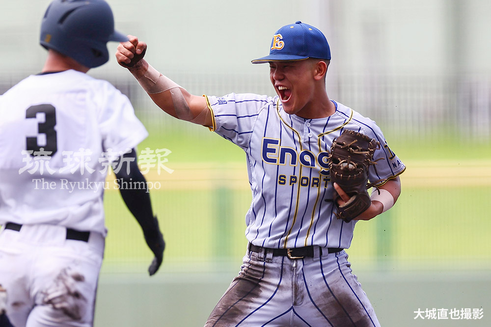ryukyushimpo_ph's tweet image. #沖尚 が春夏連続の #甲子園 へ 全国一番乗り エナジックに9-1 高校野球沖縄大会
ryukyushimpo.jp/news/sports/en…
全国 #高校野球 選手権沖縄大会は13日、那覇市で決勝を行い、#沖縄尚学 が #エナジック を9ー1で下し、2年ぶり12度目の優勝です。リンク先に約50枚の写真特集があります。
