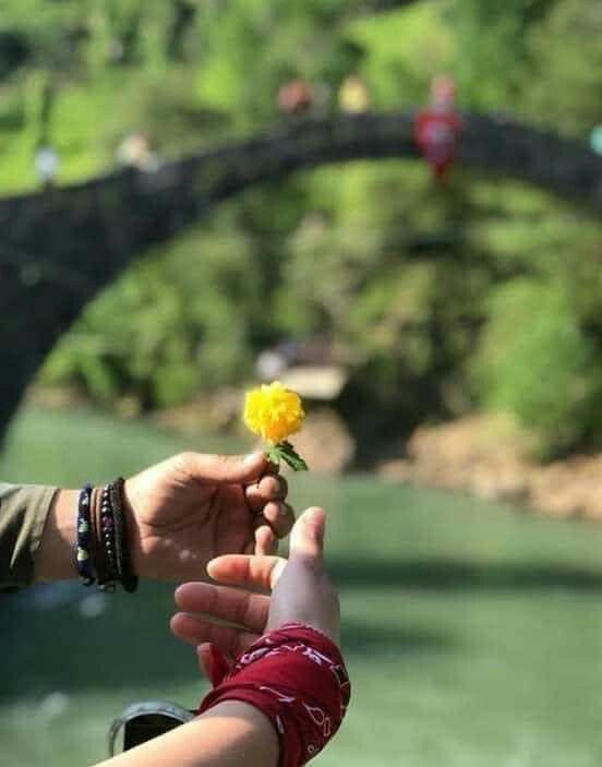 " ɴᴇʏɪ̂ sᴇᴠᴇʀsᴇɴ ᴏ ᴏʟᴜʀsᴜɴ .."

صباح الخير '💌