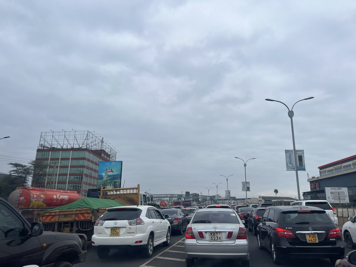 SethOlale's tweet image. Massive Traffic Jam on both Mombasa Road and Nairobi Expressway from Imara Daima towards City Center due to road repair near Southern - Bypass interchange.@KeNHAKenya