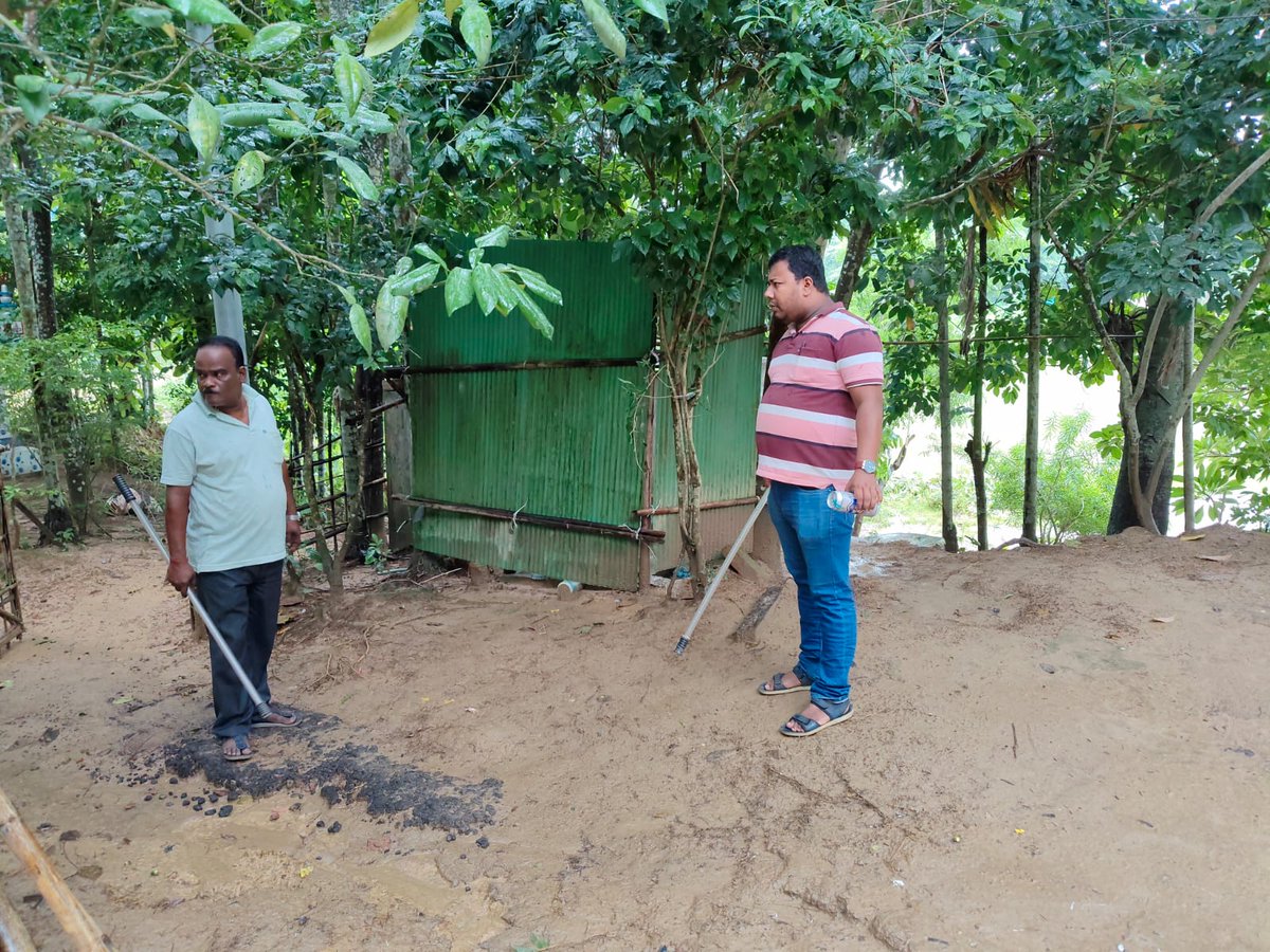 southtripuraDM's tweet image. 🚨🔍 Excise Raids in Action!
📅 On 10.07.2025, South Tripura Excise Team conducted raids at 
📍Matai, 
📍Jharjhari, 
📍Hrishyamukh &amp;amp; 
📍Bankar under Belonia Sub-Division.
✅ Promoting safety, lawfulness &amp;amp; a drug-free society! 👮‍♂️⚖️🚫
#ExciseRaid #SouthTripura #EnforcementDrive 🚔